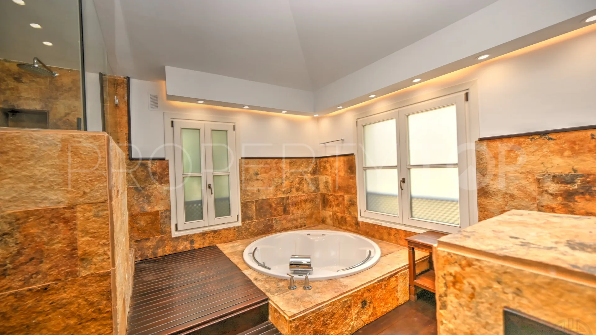 Villa with 6 bedrooms for sale in Sotogrande