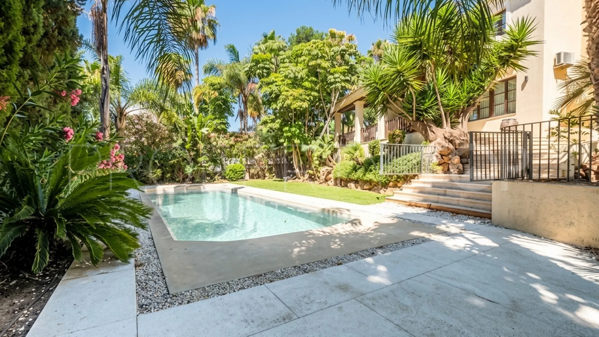 Villa with 6 bedrooms for sale in Sotogrande