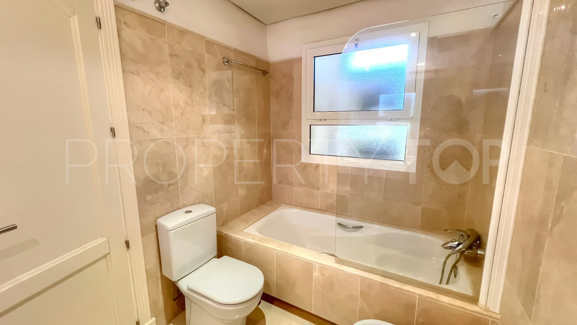 San Roque Club, apartamento en venta con 3 dormitorios