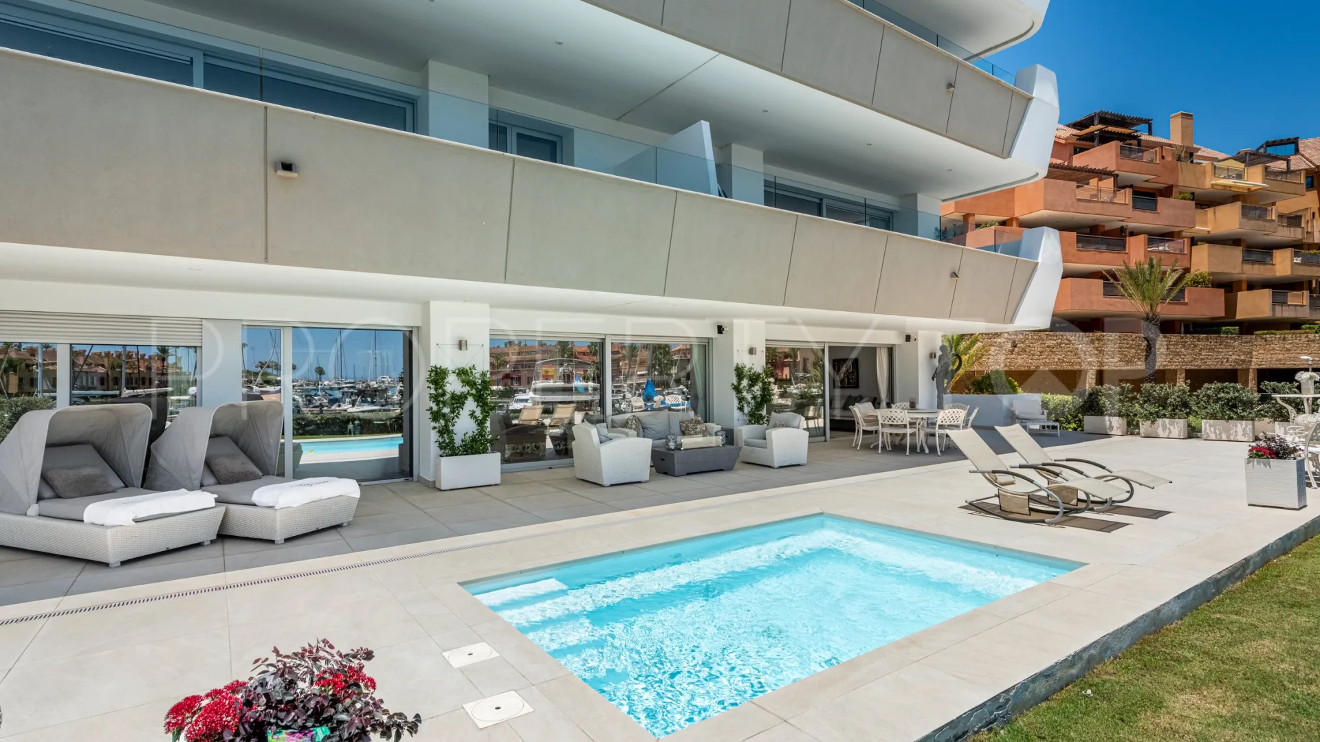 For sale Pier apartment with 4 bedrooms