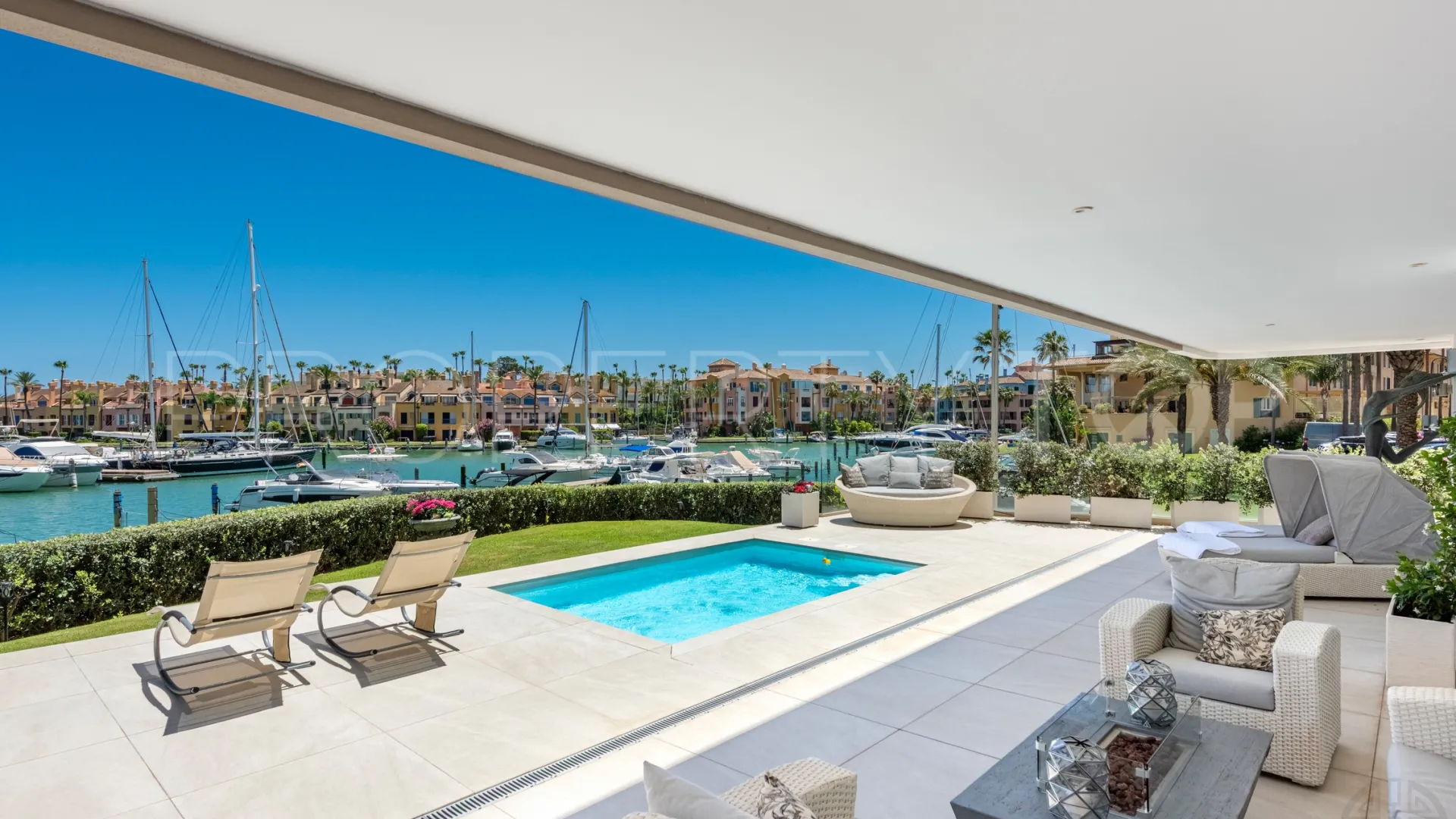 For sale Pier apartment with 4 bedrooms