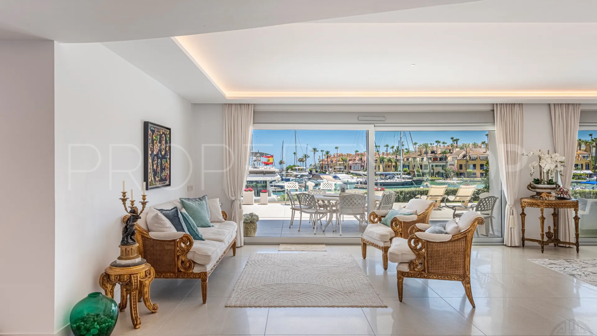 For sale Pier apartment with 4 bedrooms