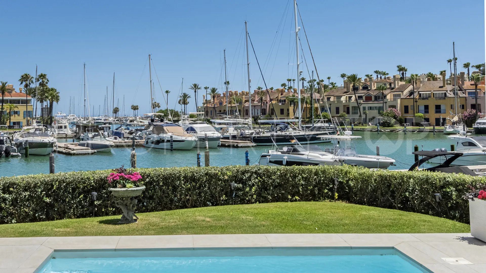 For sale Pier apartment with 4 bedrooms