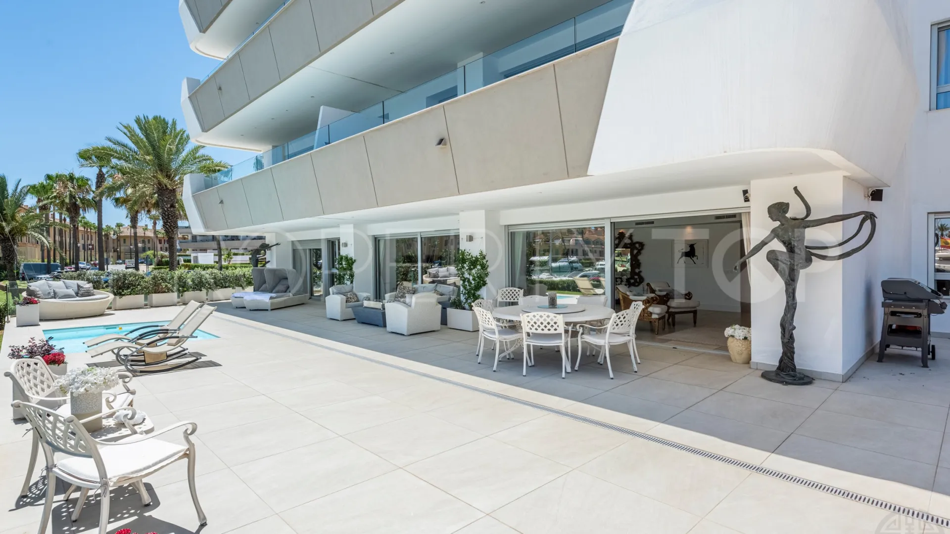 For sale Pier apartment with 4 bedrooms