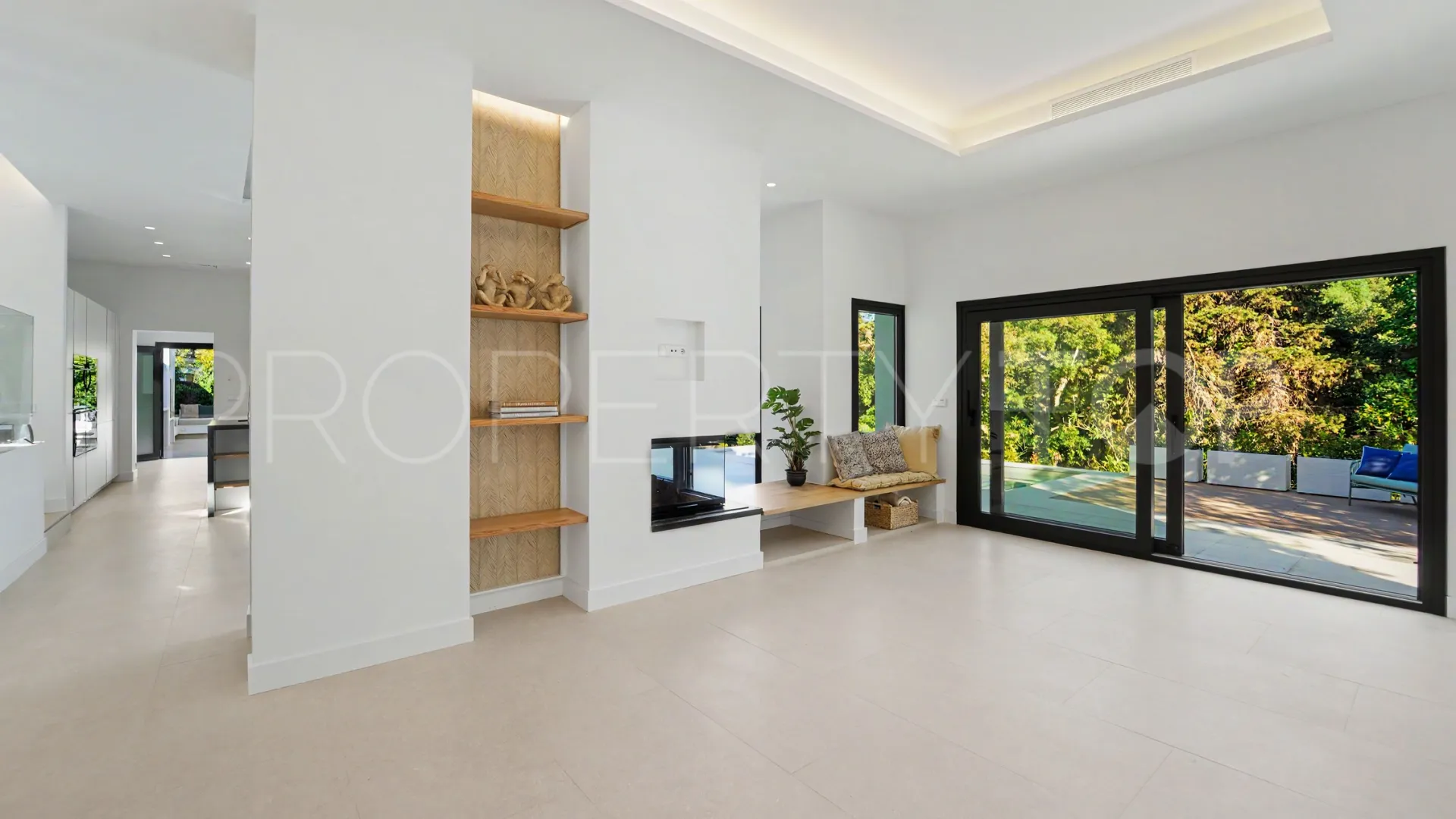 Zona B, villa de 5 dormitorios a la venta