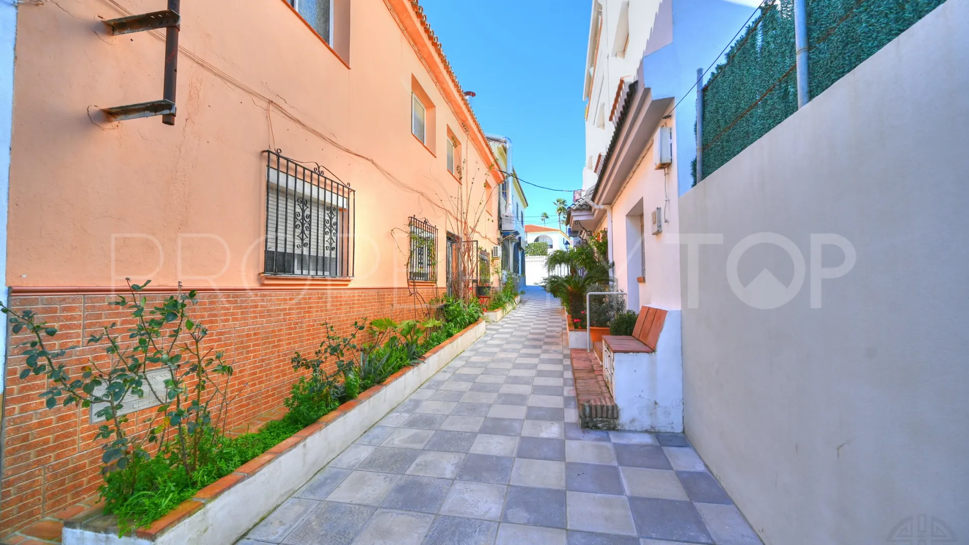 For sale Pueblo Nuevo de Guadiaro house