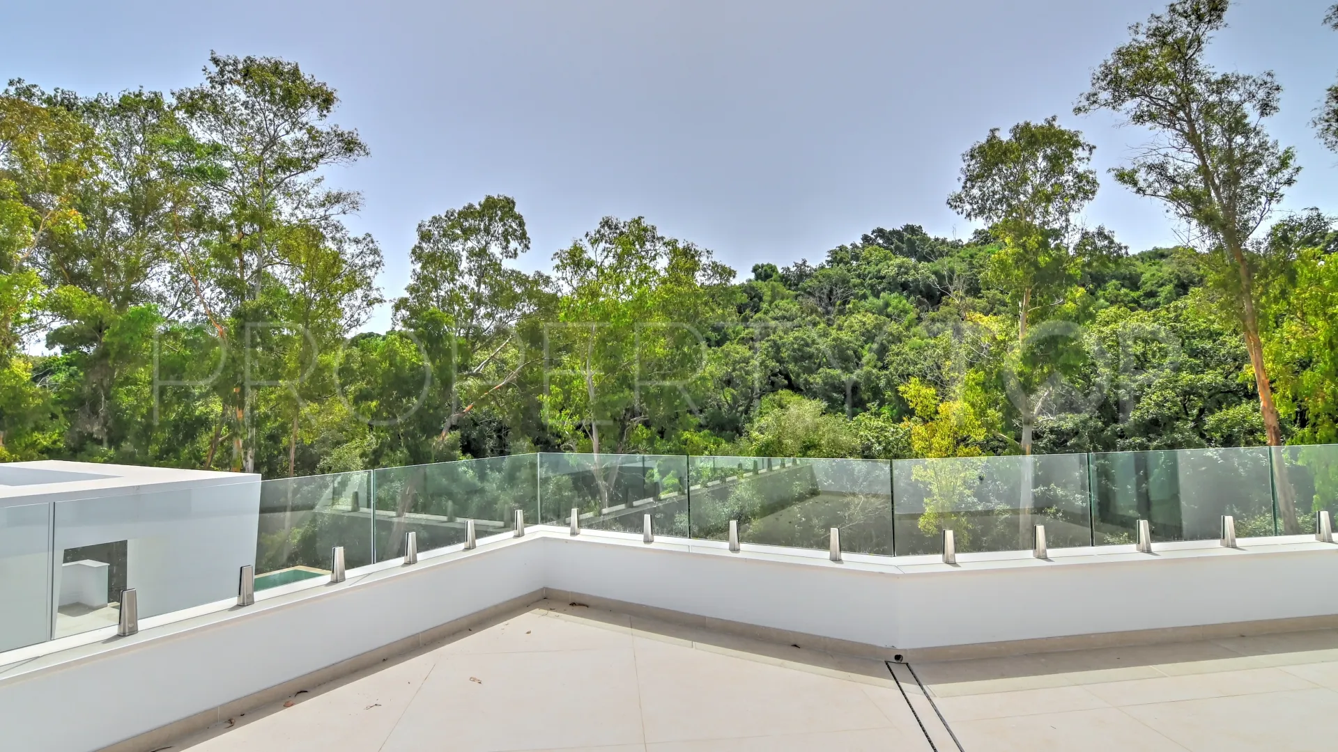 Buy 5 bedrooms villa in Sotogrande Alto