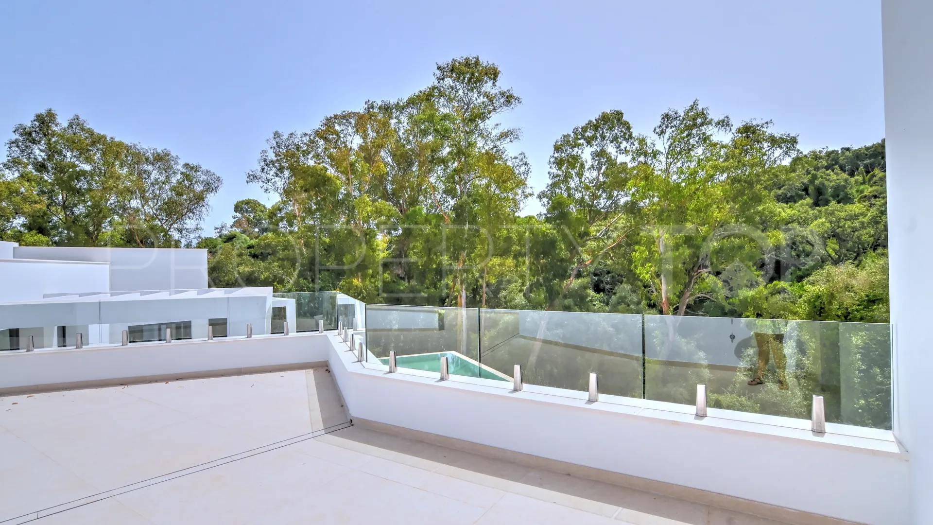 Buy 5 bedrooms villa in Sotogrande Alto