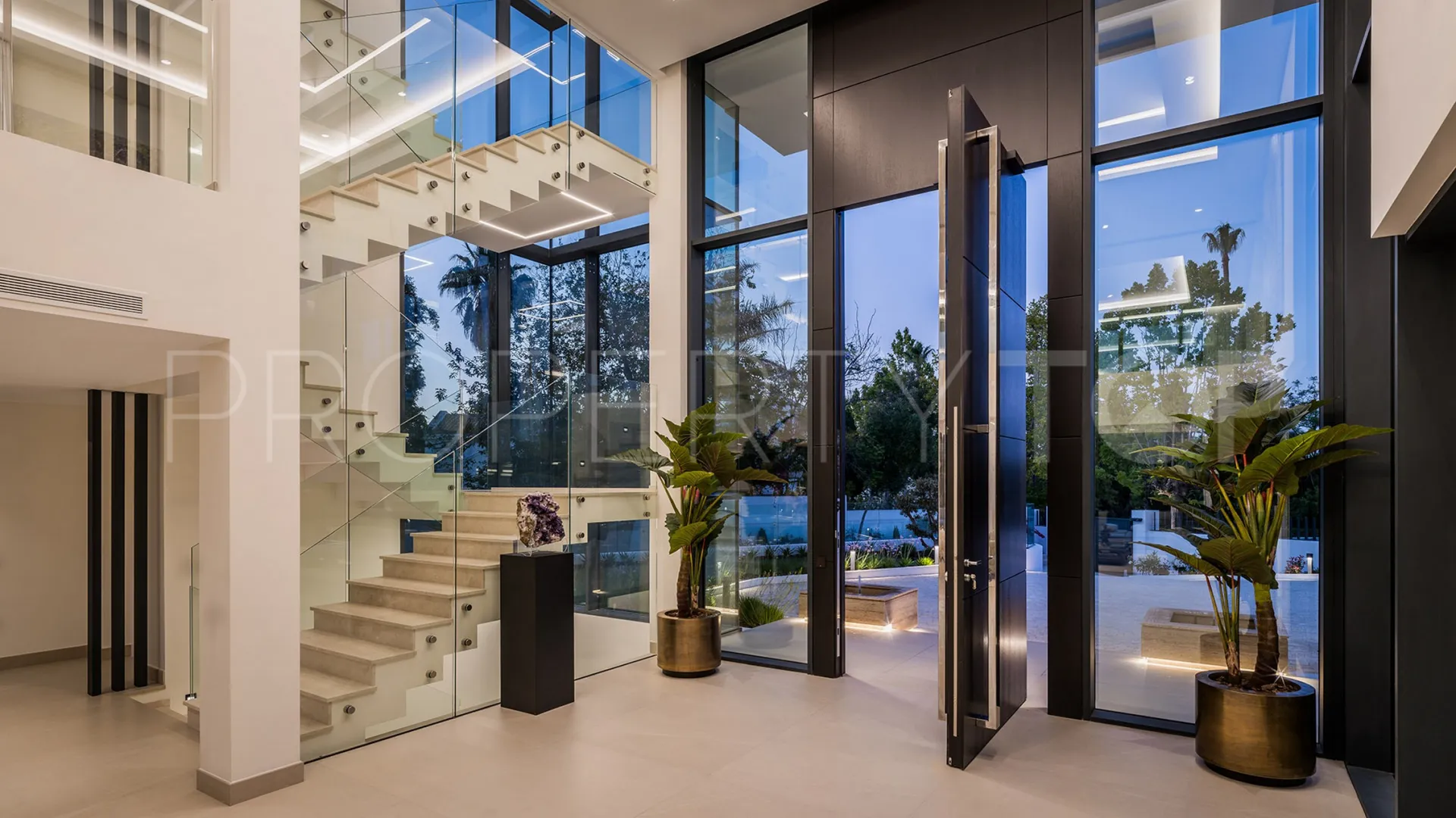Villa for sale in Sotogrande Costa