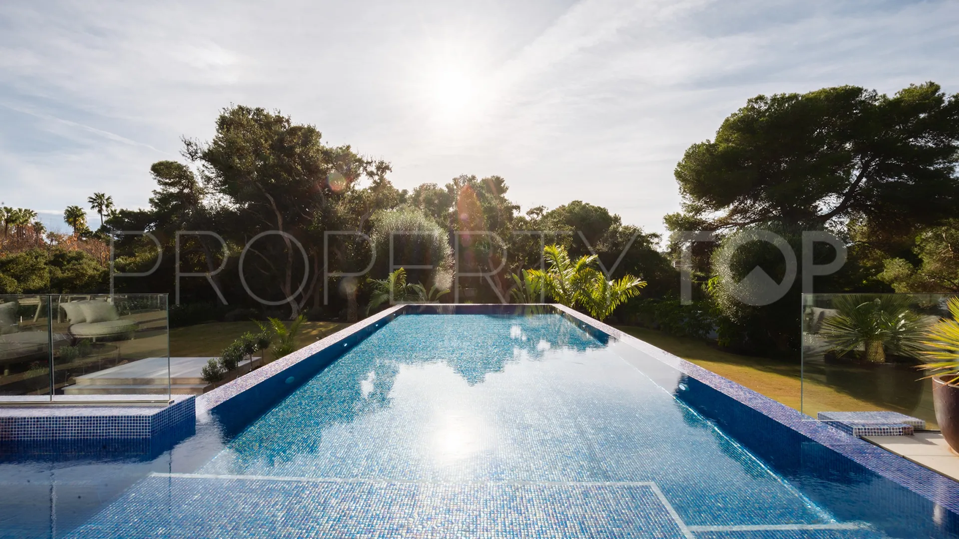 Villa for sale in Sotogrande Costa