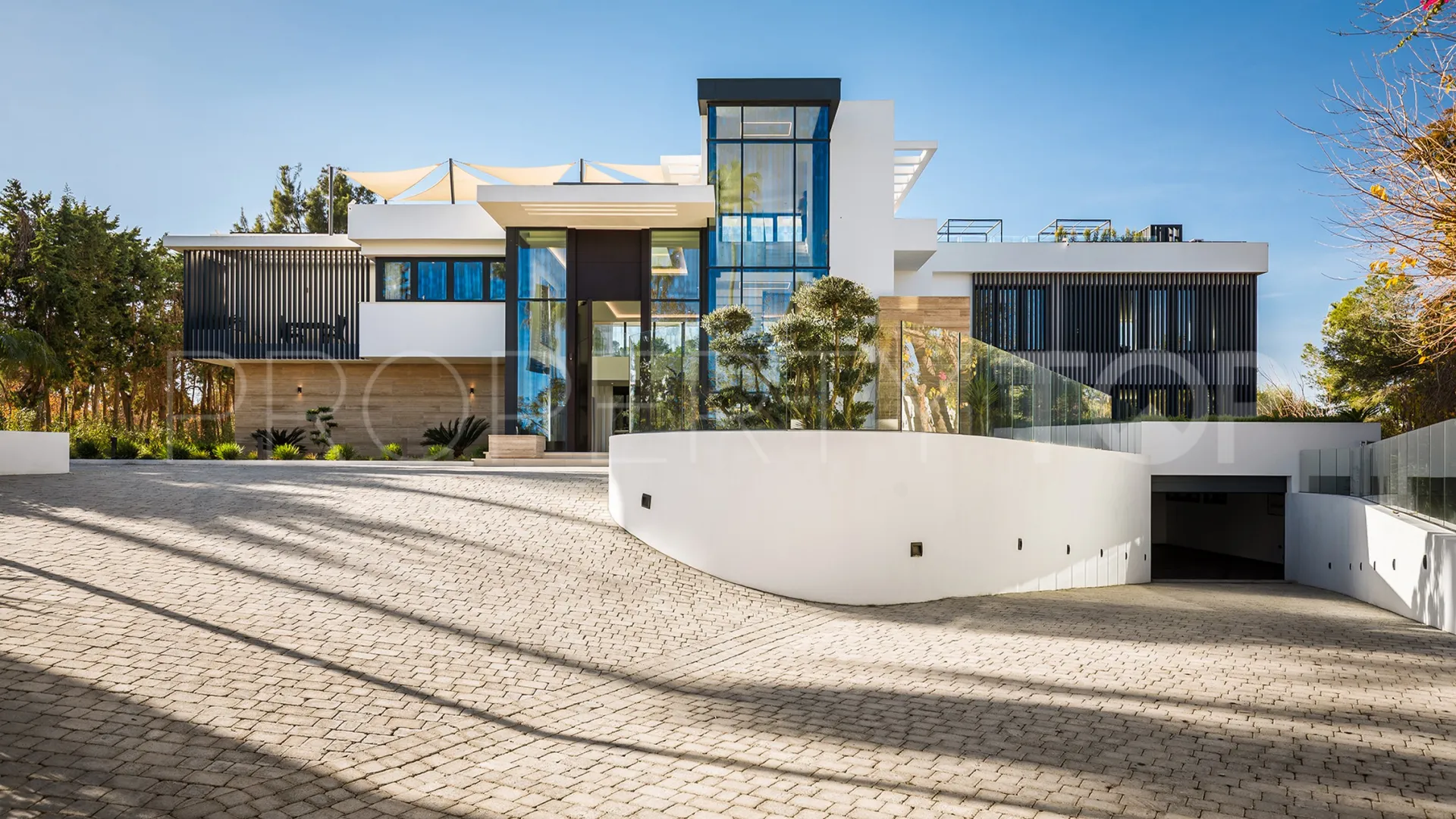 Villa for sale in Sotogrande Costa