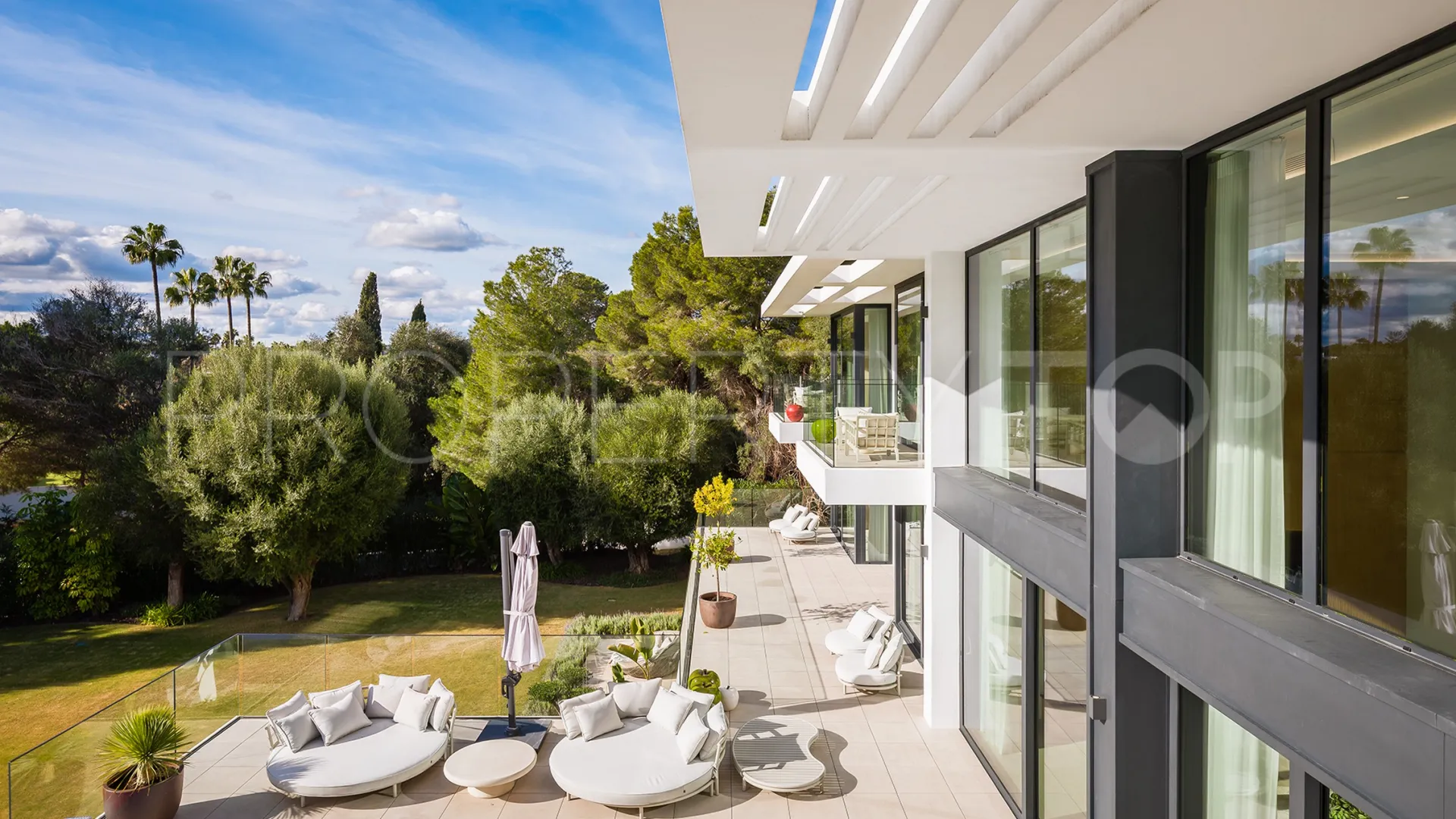 Villa for sale in Sotogrande Costa
