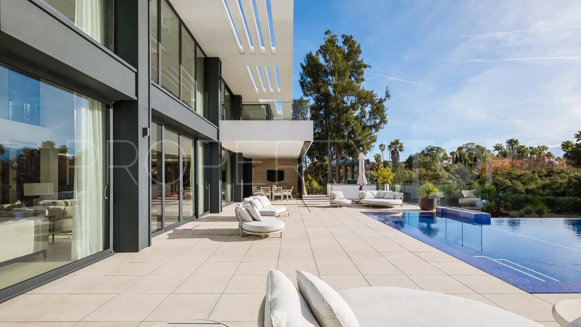 Villa for sale in Sotogrande Costa