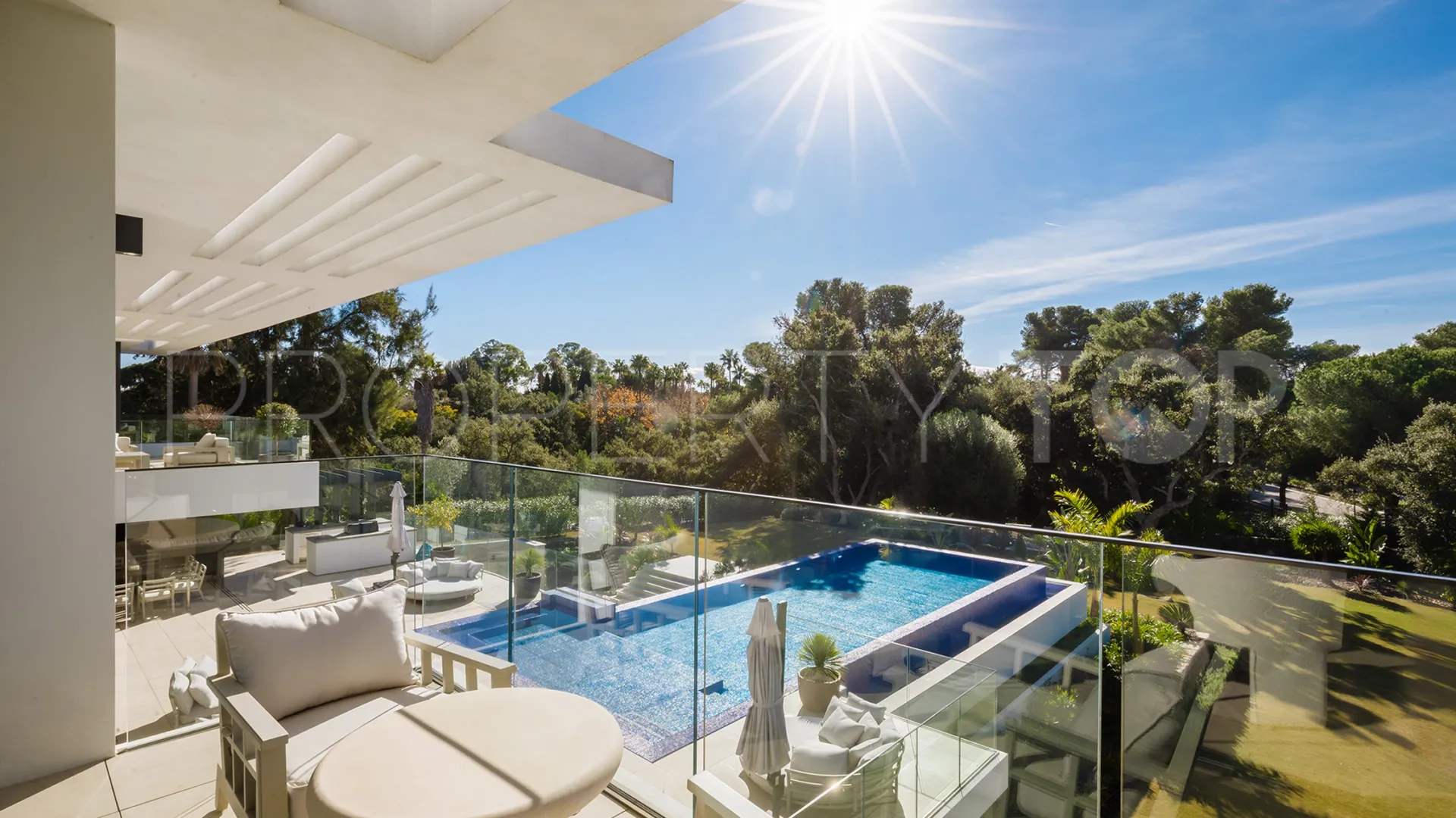Villa for sale in Sotogrande Costa