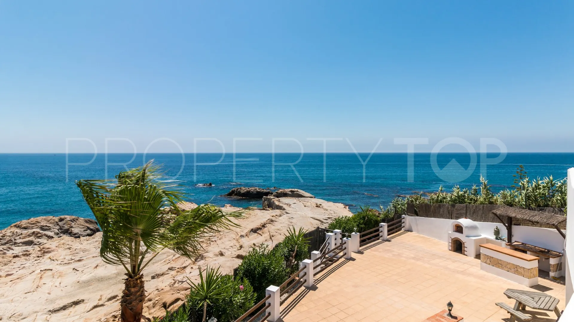 3 bedrooms Manilva Beach villa for sale