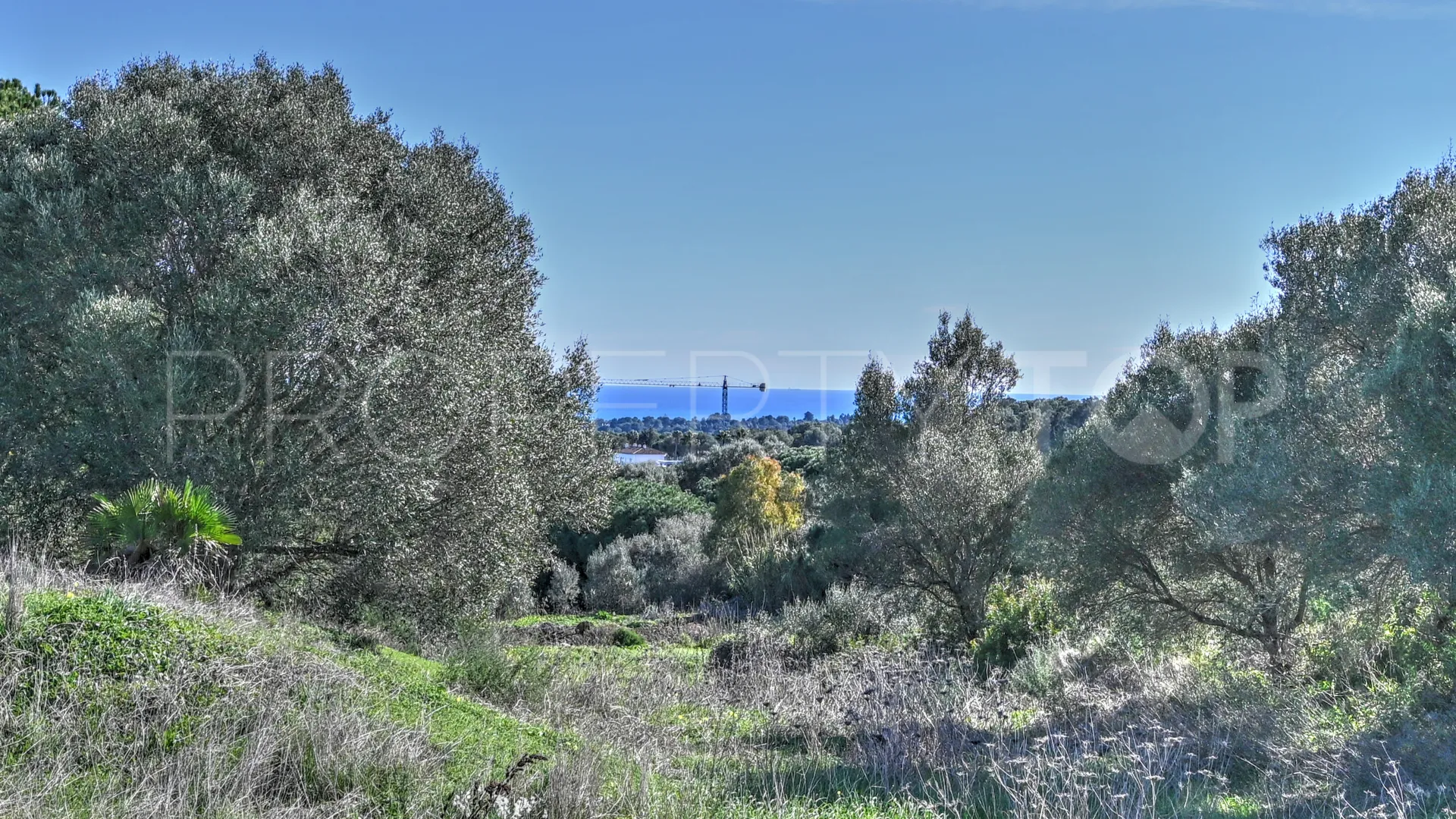 Zona L plot for sale