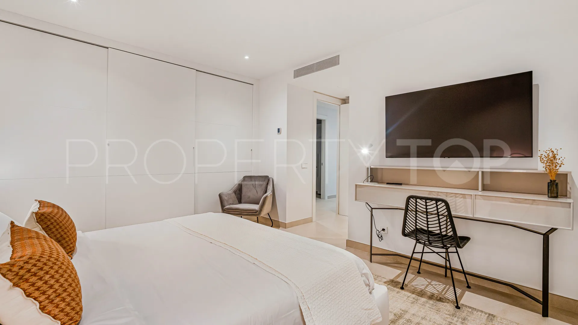 Villa con 6 dormitorios en venta en Golden Mile