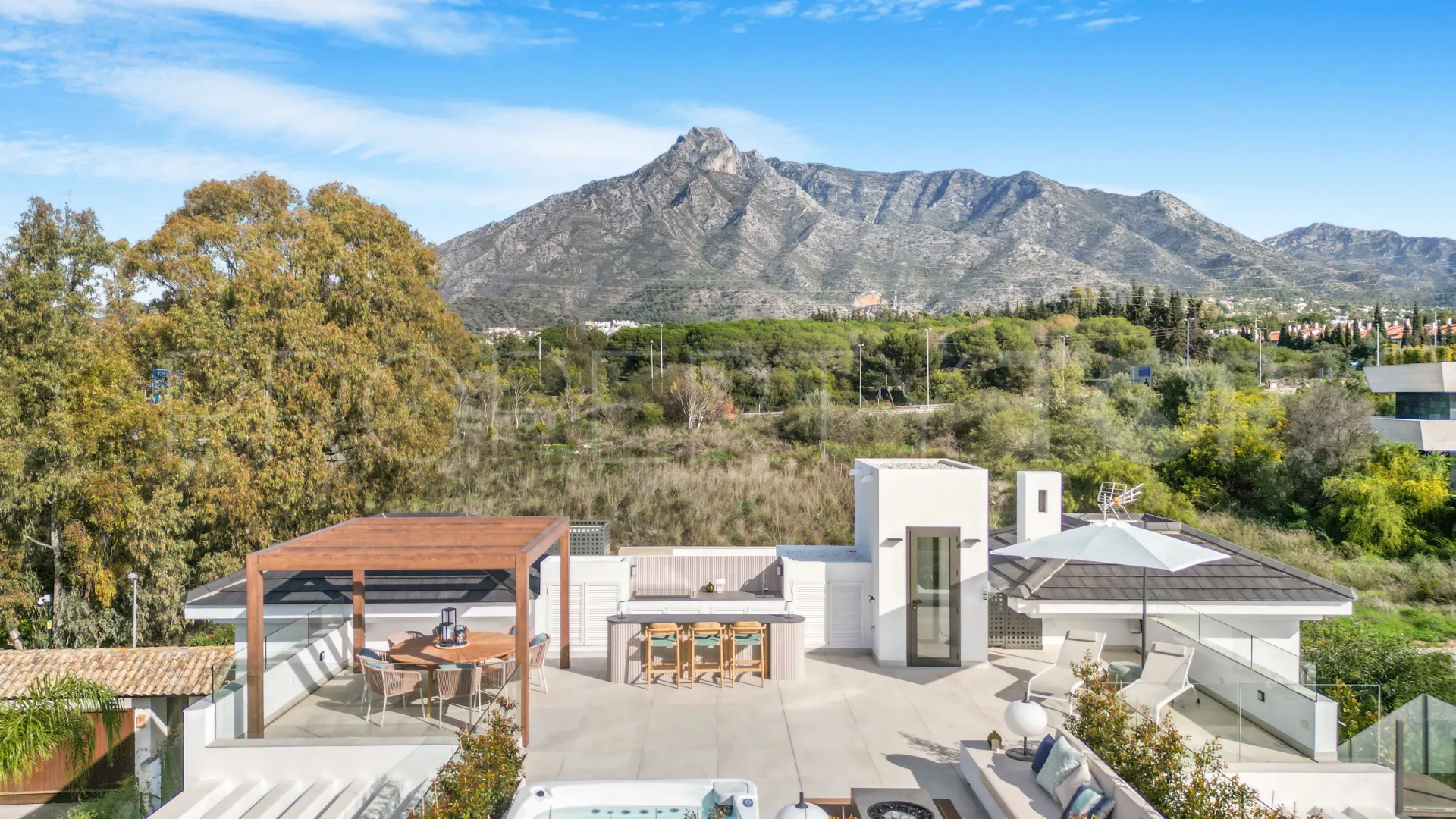 Villa con 6 dormitorios en venta en Golden Mile
