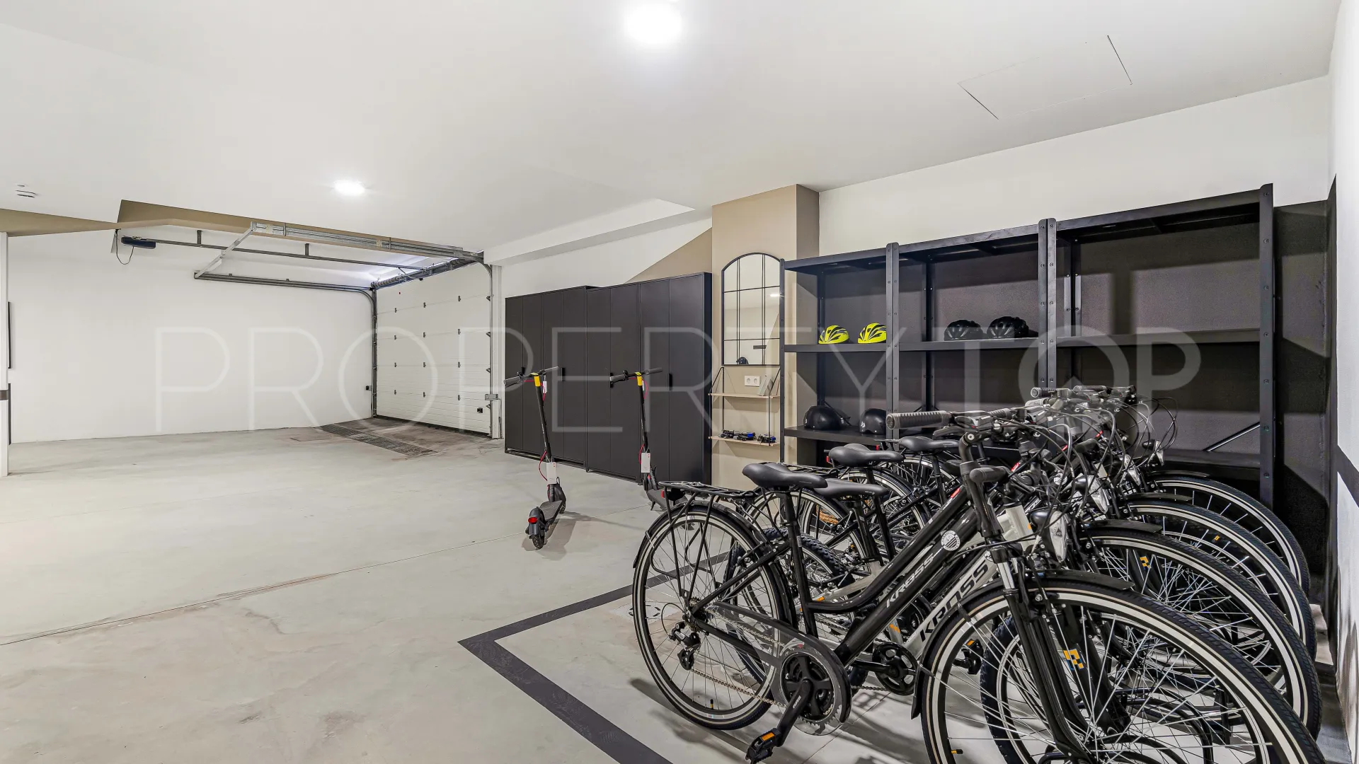 Villa con 6 dormitorios en venta en Golden Mile