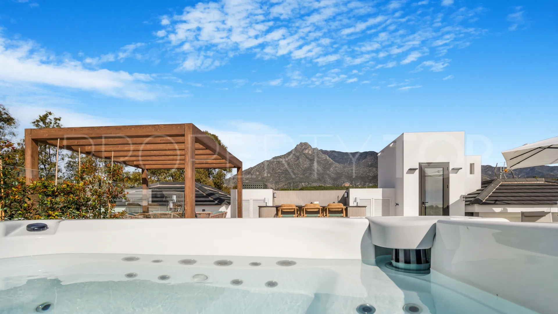 Villa con 6 dormitorios en venta en Golden Mile