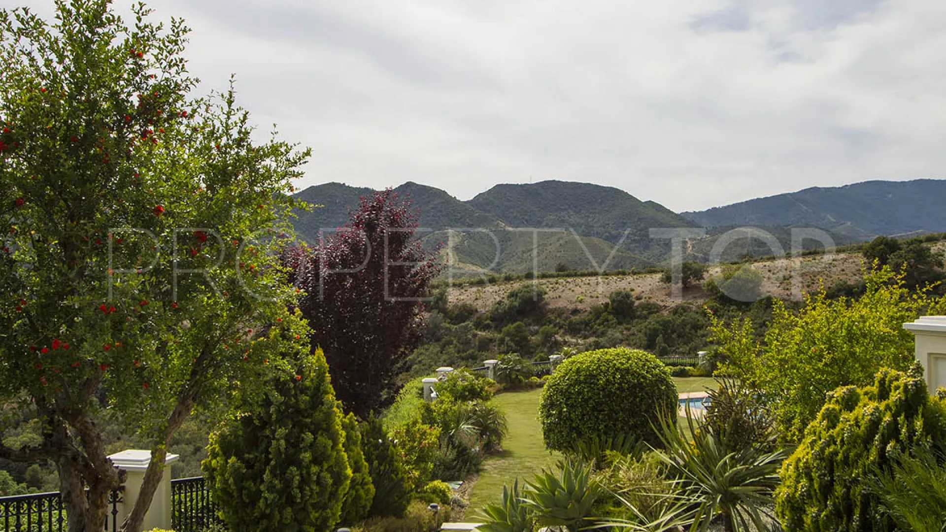 For sale villa in La Zagaleta with 10 bedrooms