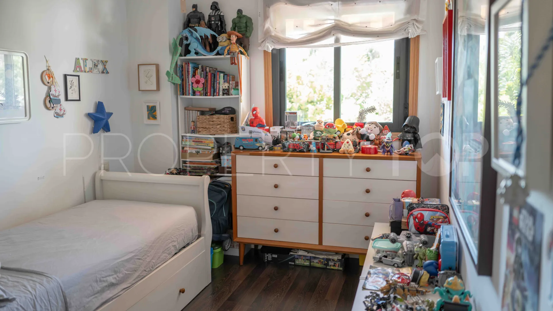 Apartamento en venta en Sabinillas con 3 dormitorios