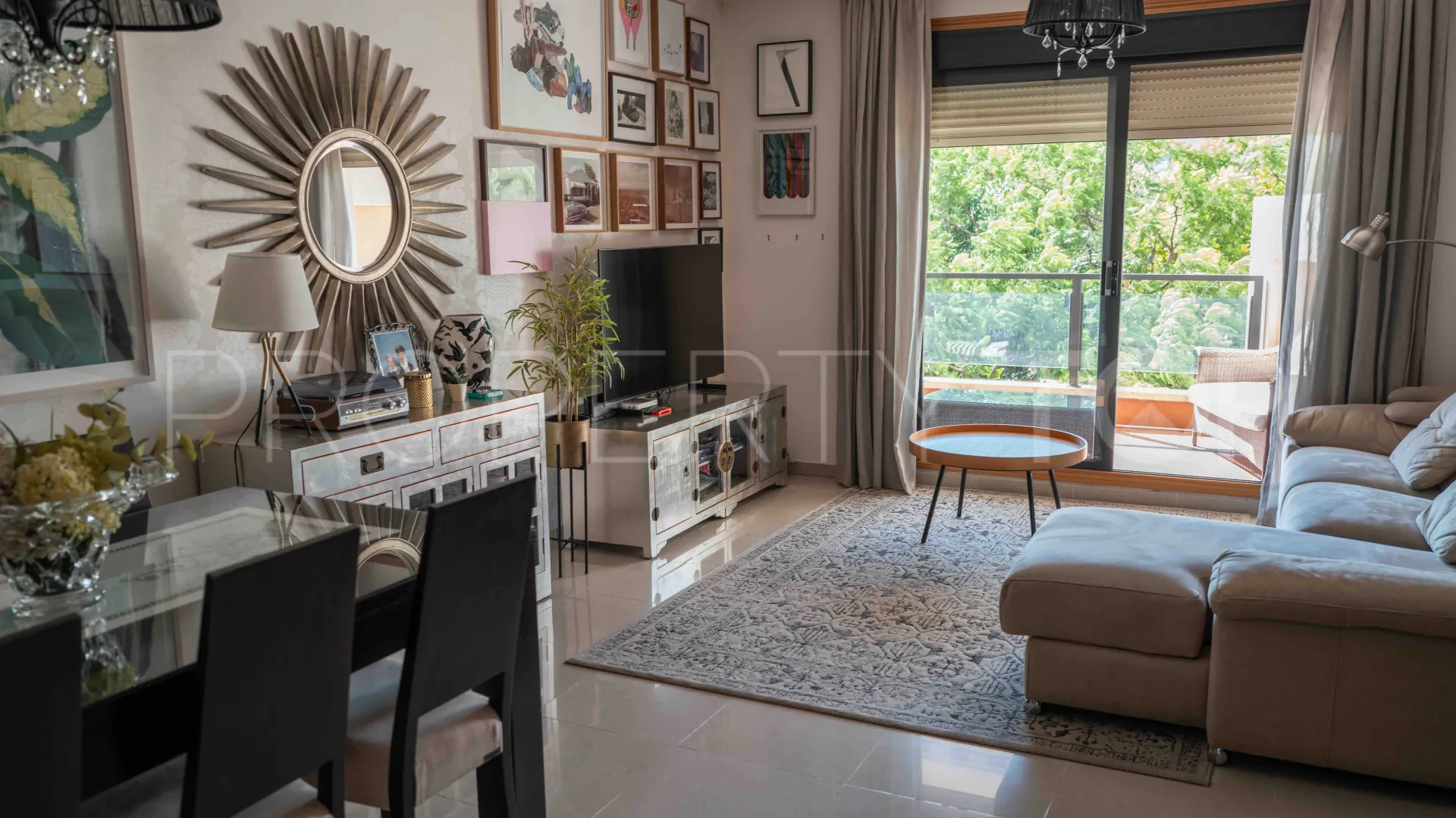 Apartamento en venta en Sabinillas con 3 dormitorios
