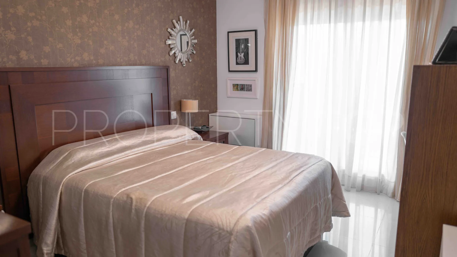 Apartamento en venta en Sabinillas con 3 dormitorios