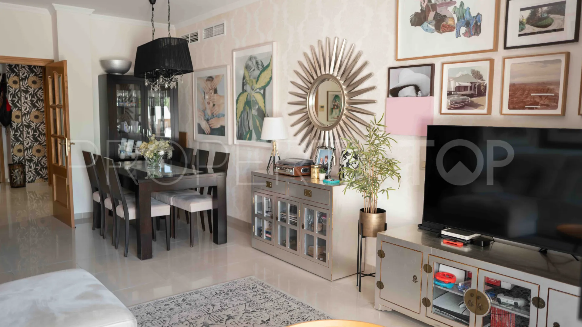 Apartamento en venta en Sabinillas con 3 dormitorios