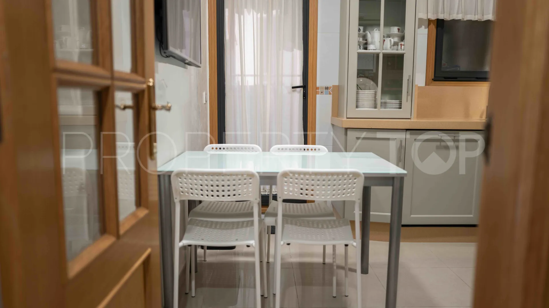 Apartamento en venta en Sabinillas con 3 dormitorios