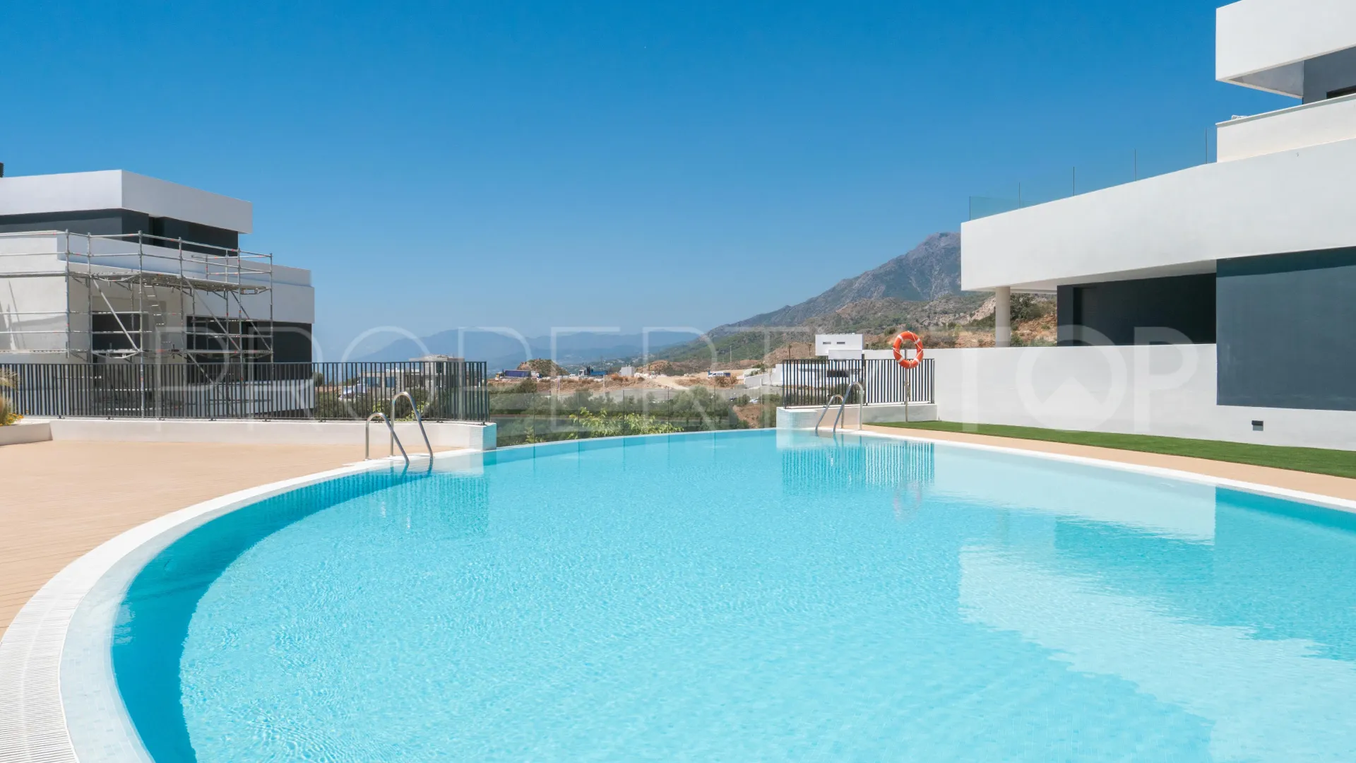 2 bedrooms apartment in Marbella for sale