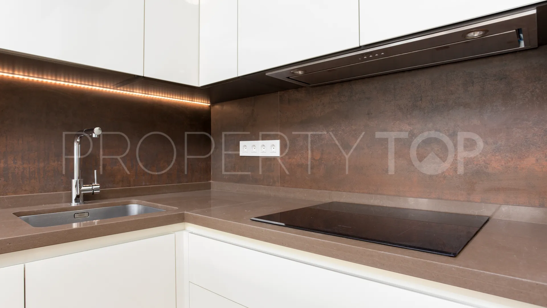 Buy Guadalmina Alta apartment
