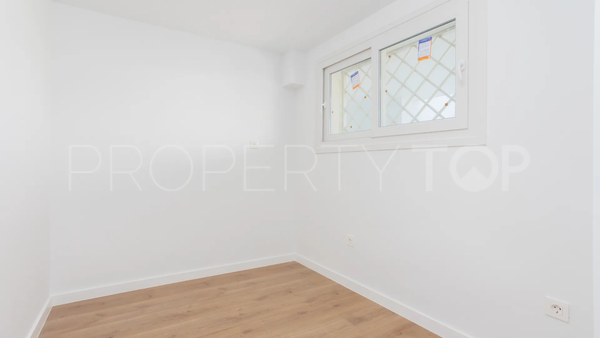 Buy Guadalmina Alta apartment