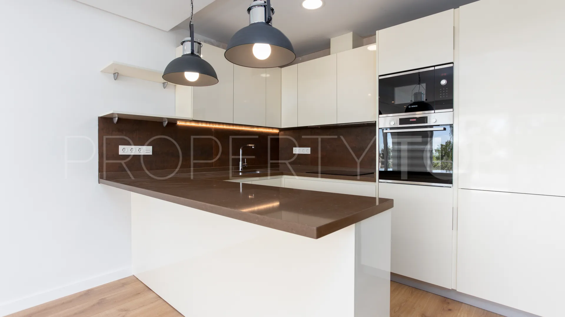 Buy Guadalmina Alta apartment