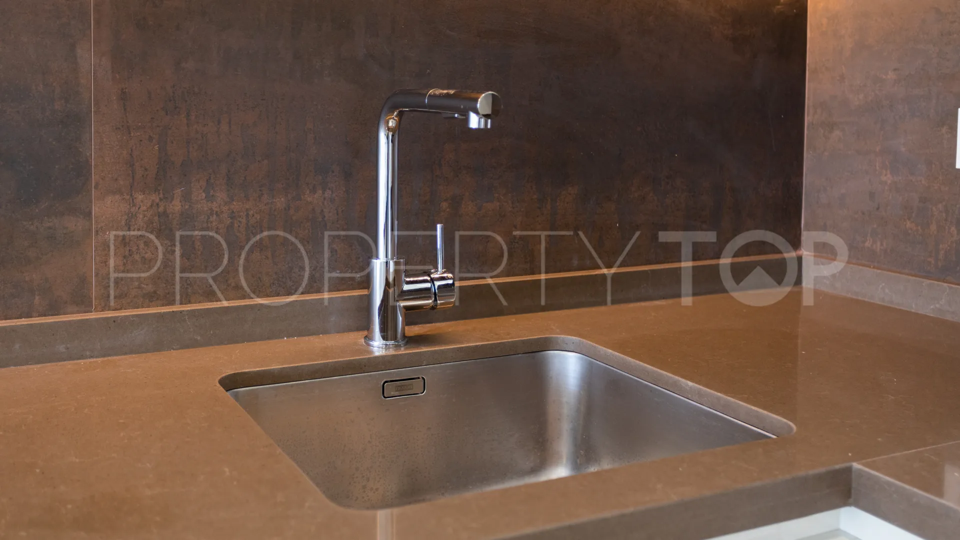 Buy Guadalmina Alta apartment