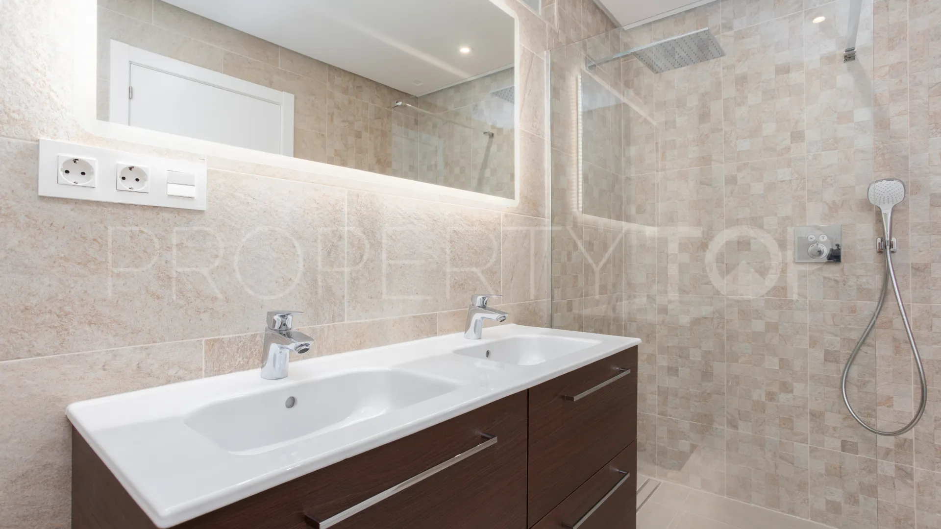 Buy Guadalmina Alta apartment