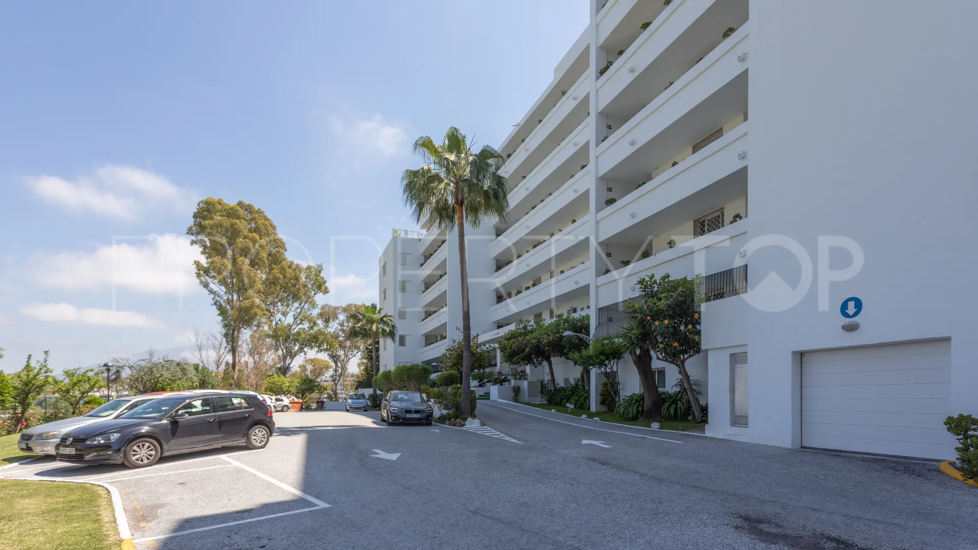 Buy Guadalmina Alta apartment