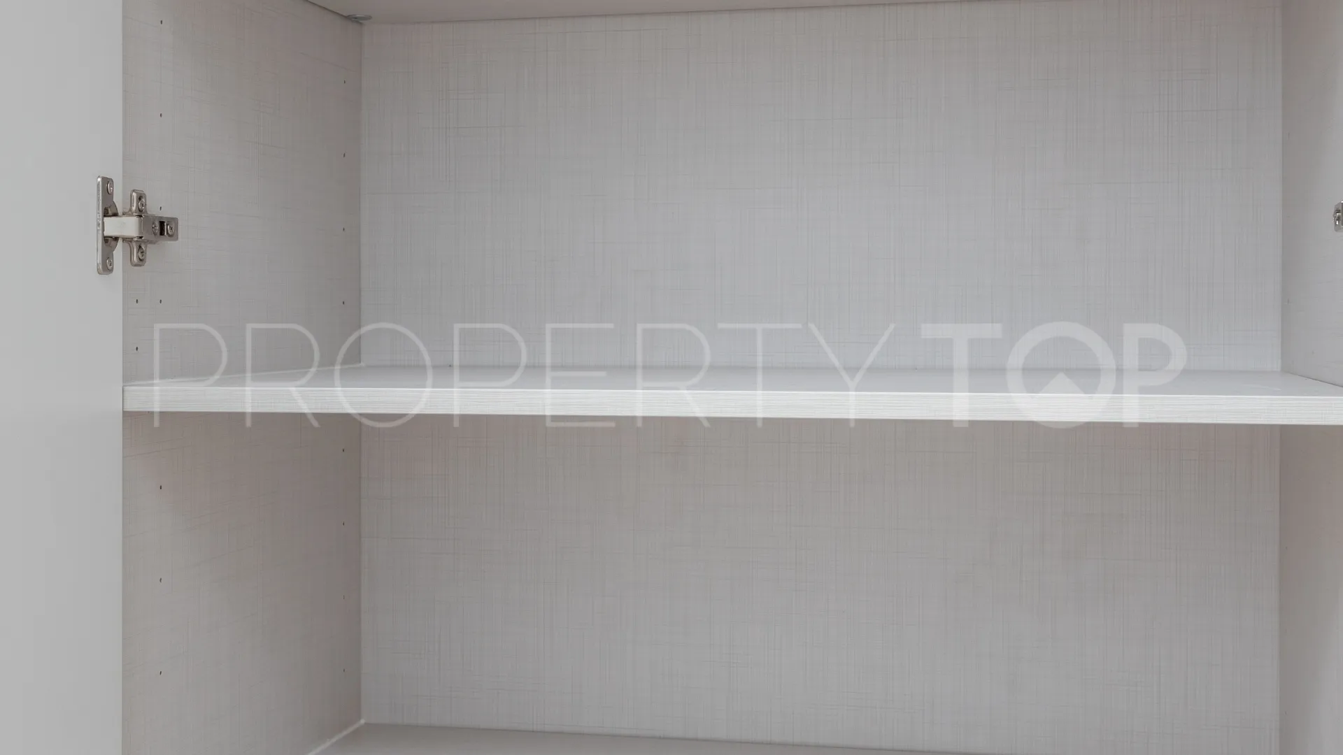 Buy Guadalmina Alta apartment
