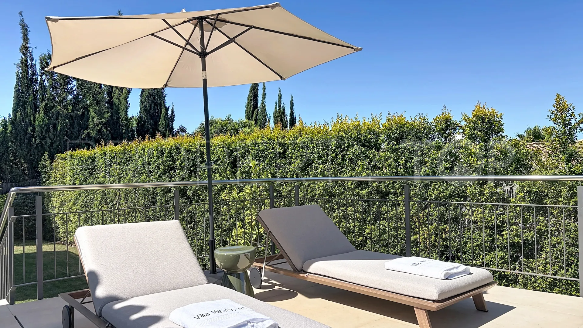 Comprar villa con 4 dormitorios en Guadalmina Alta