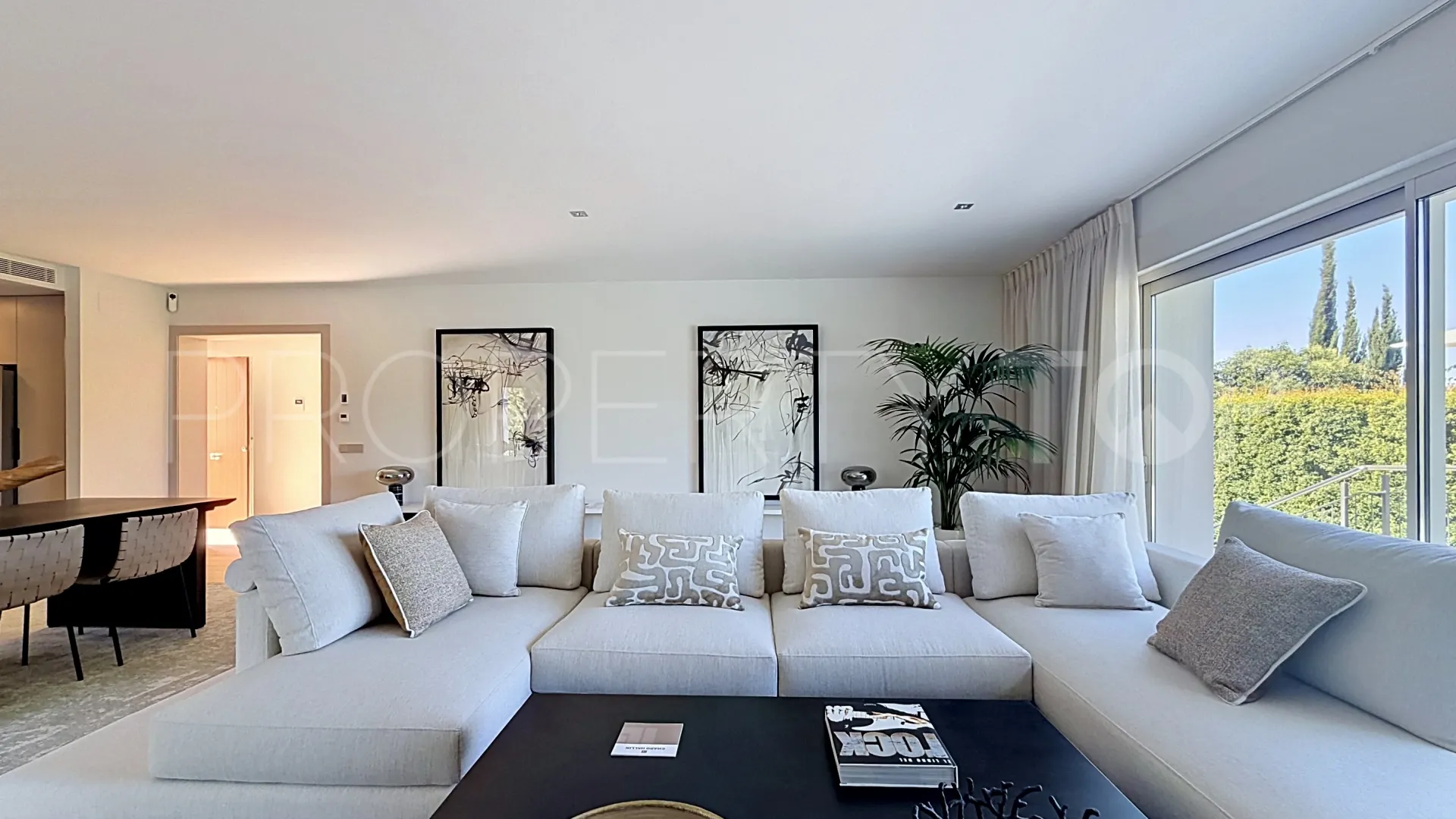 Comprar villa con 4 dormitorios en Guadalmina Alta