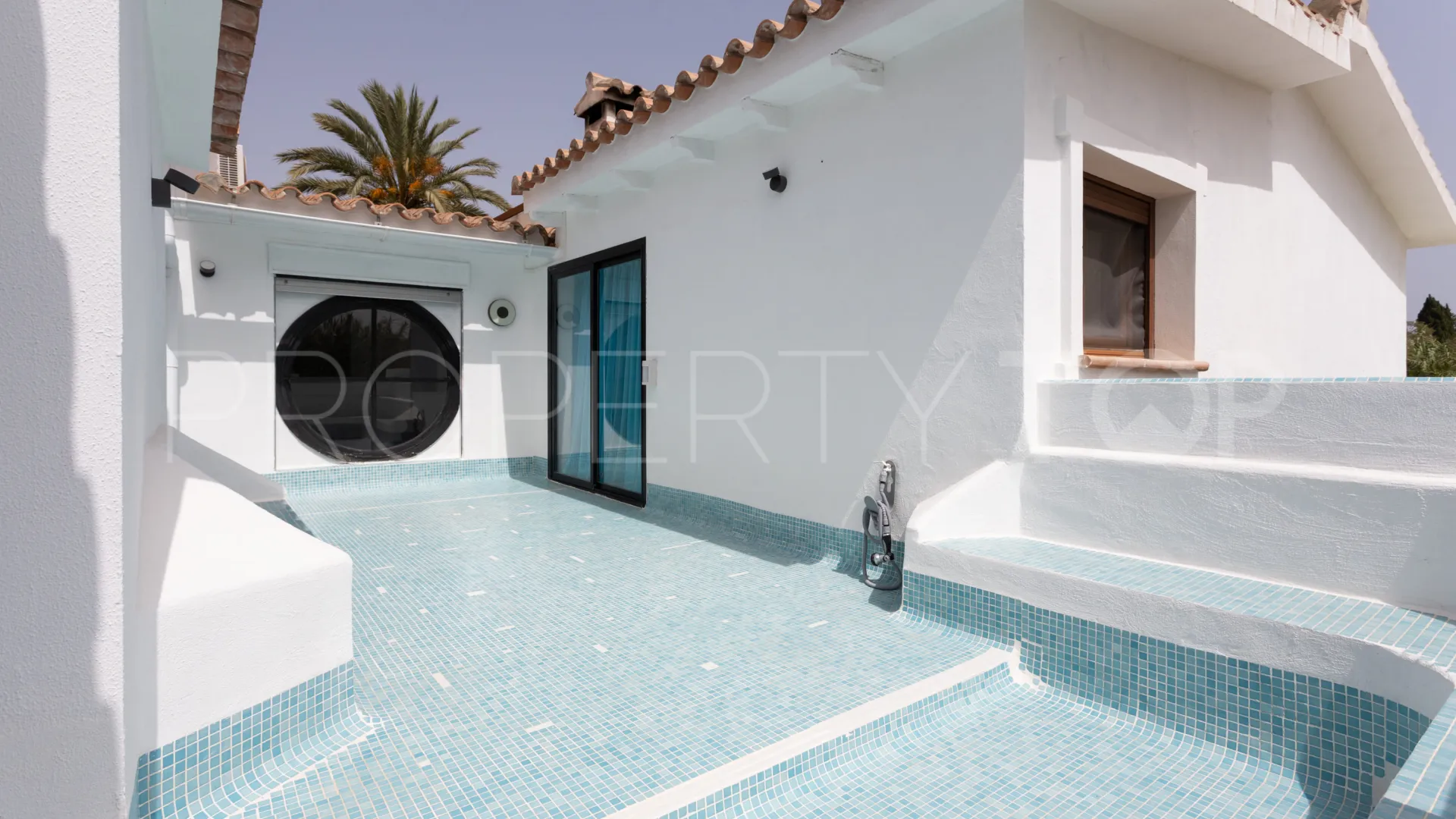 For sale Guadalmina Baja villa with 4 bedrooms