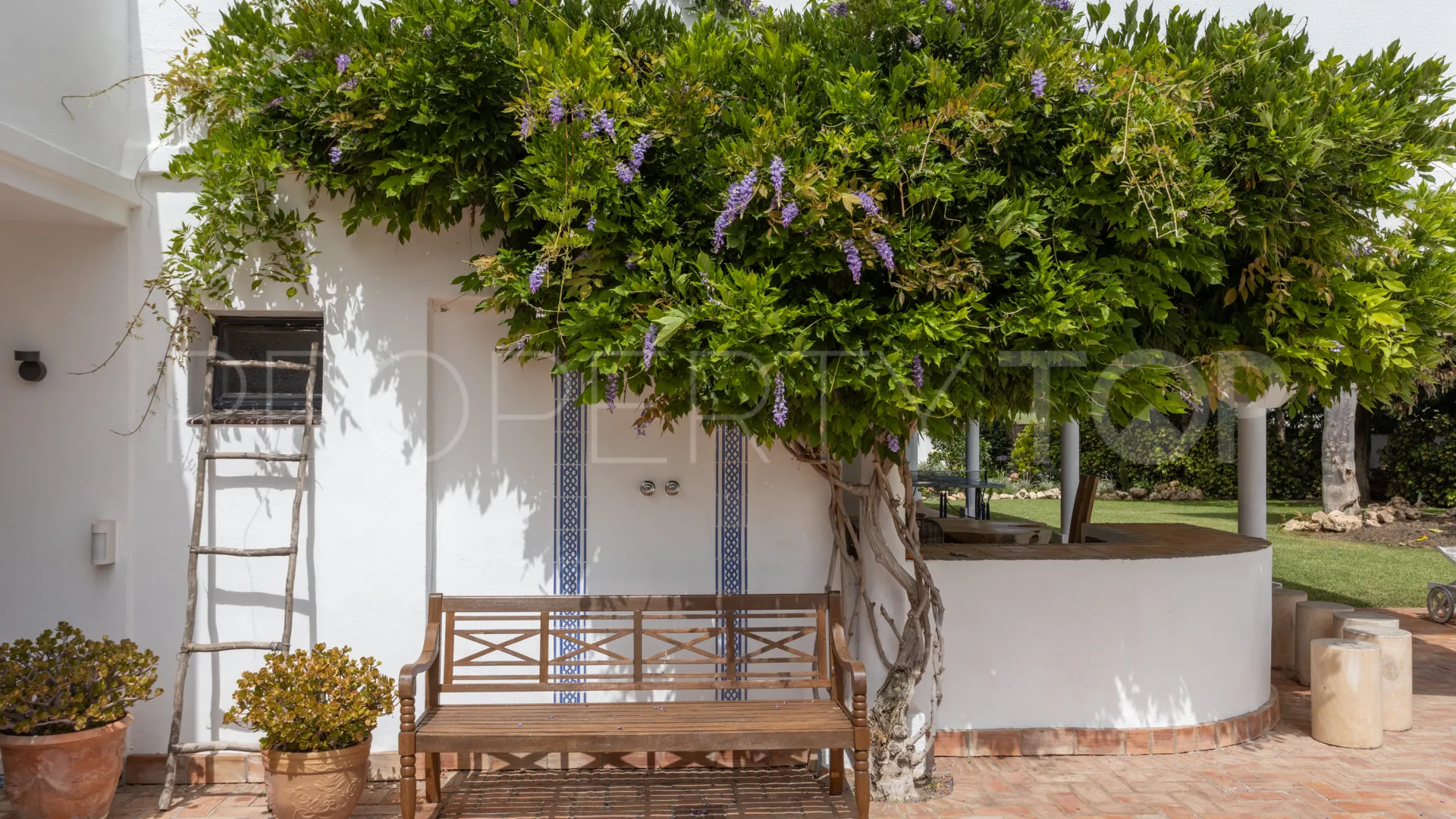 For sale Guadalmina Baja villa with 4 bedrooms