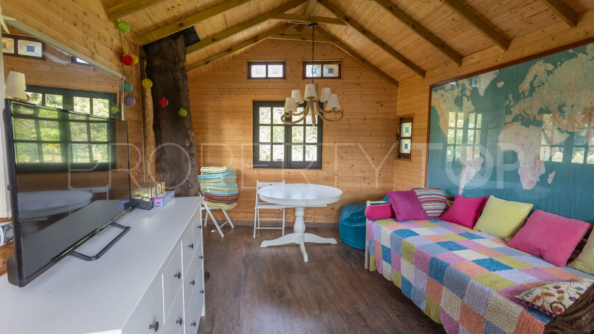 For sale Guadalmina Baja villa with 4 bedrooms