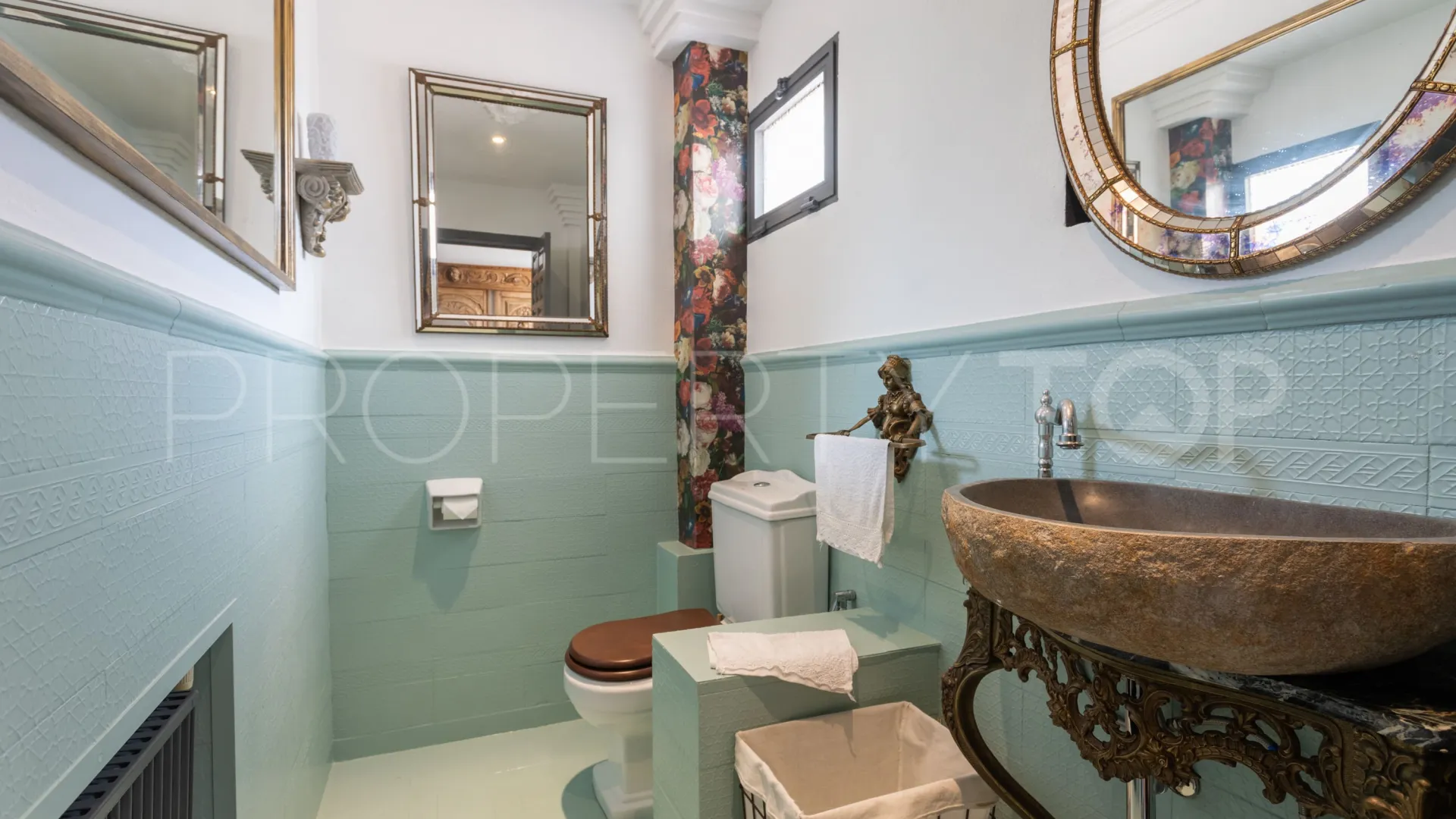 For sale Guadalmina Baja villa with 4 bedrooms