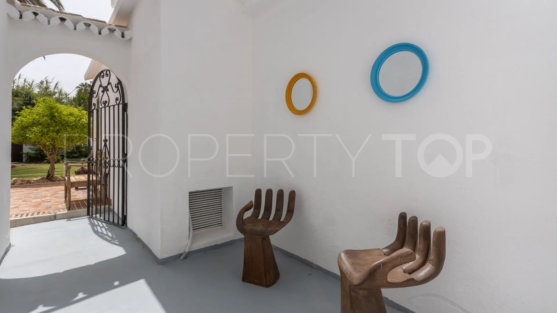 For sale Guadalmina Baja villa with 4 bedrooms