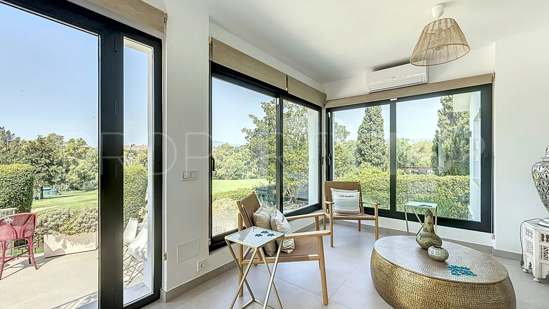 Villa for sale in Guadalmina Alta with 4 bedrooms