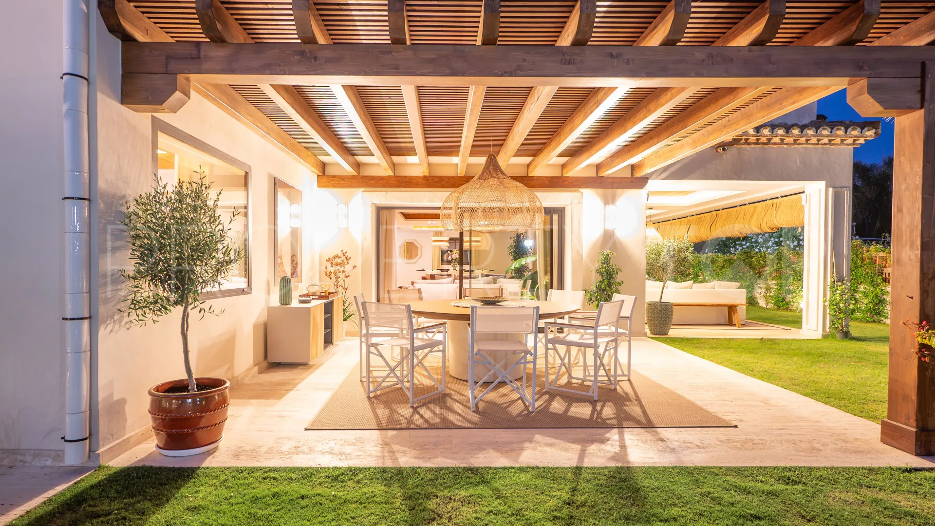 Casasola 6 bedrooms villa for sale