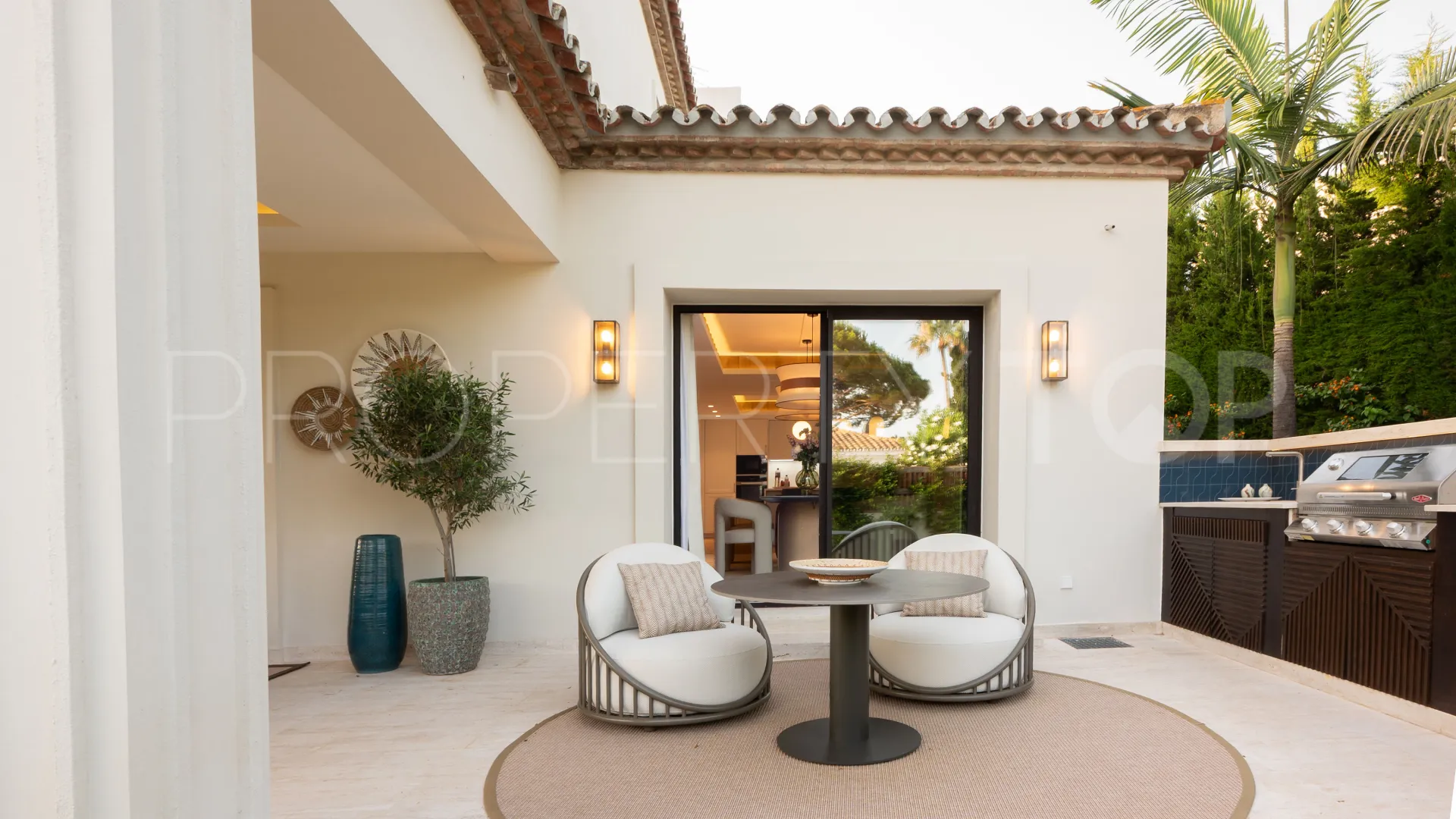 Casasola 6 bedrooms villa for sale