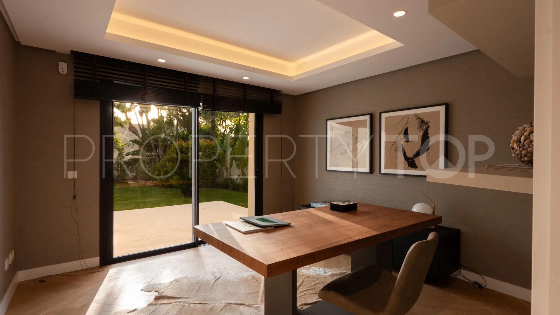 Casasola 6 bedrooms villa for sale