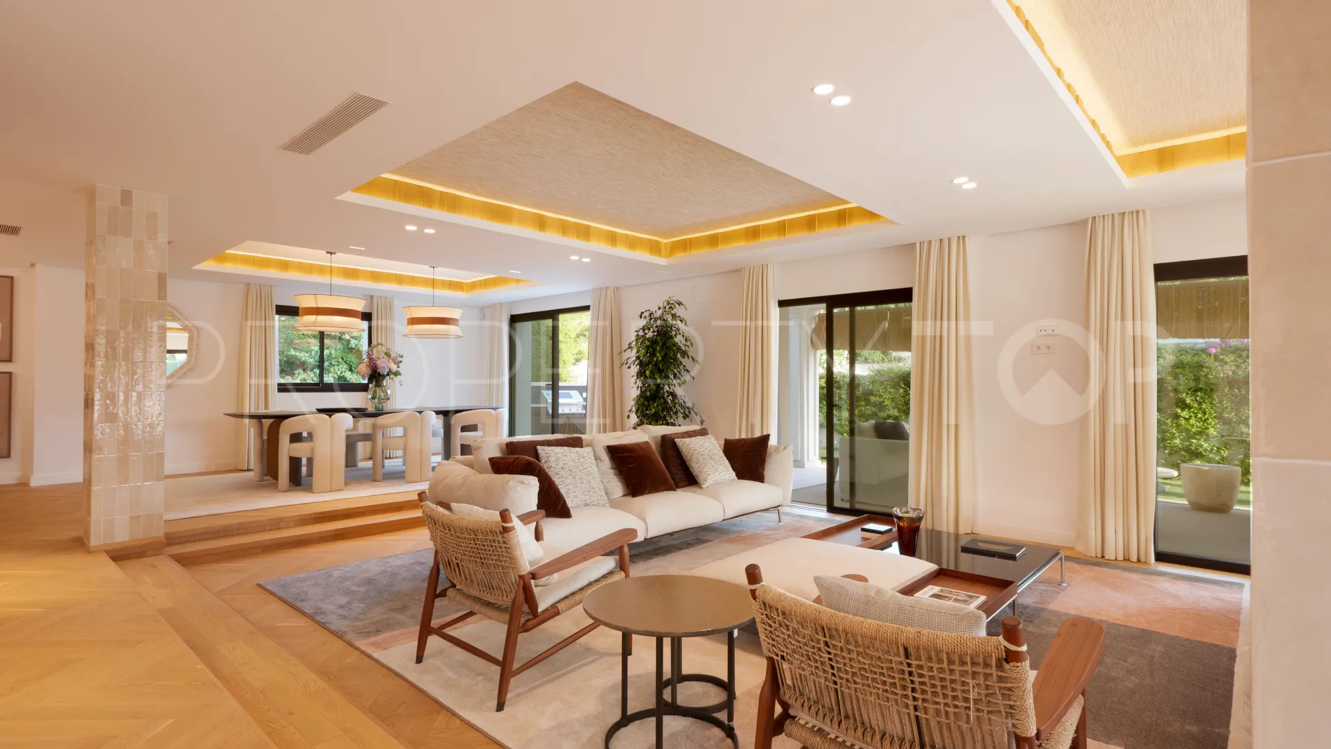 Casasola 6 bedrooms villa for sale